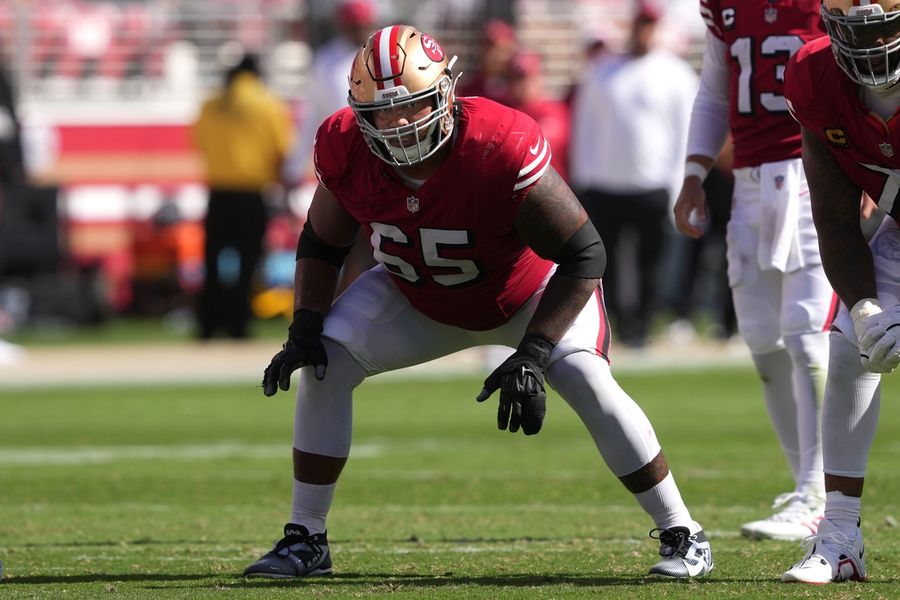 Reports: Packers reach four-year deals with G Aaron Banks, CB Nate Hobbs