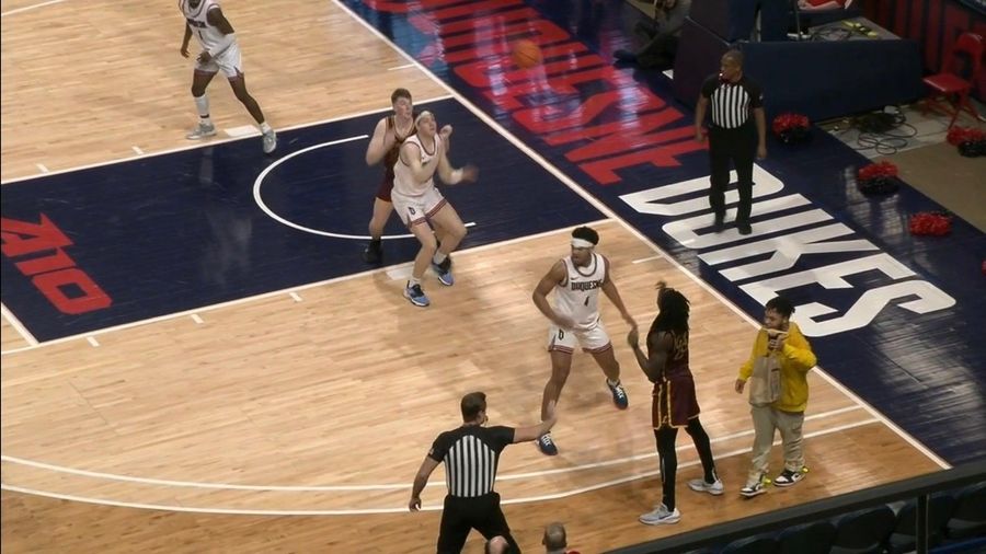 So, a food delivery person walks into a basketball game...